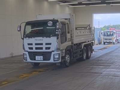ISUZU GIGA