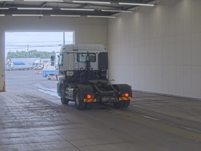 ISUZU GIGA