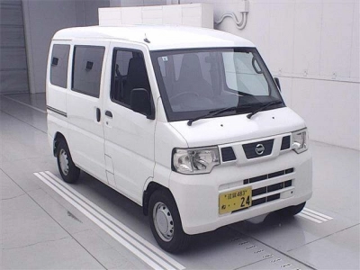 NISSAN NV100 CLIPPER