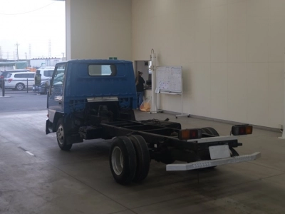 MITSUBISHI CANTER