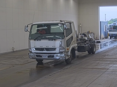 MITSUBISHI FUSO FIGHTER