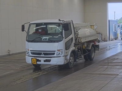 MITSUBISHI FUSO FIGHTER