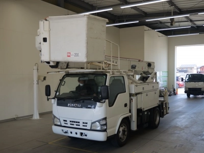 ISUZU ELF