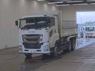 ISUZU GIGA