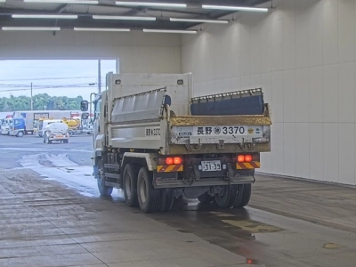 ISUZU GIGA