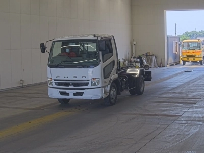 MITSUBISHI FUSO FIGHTER