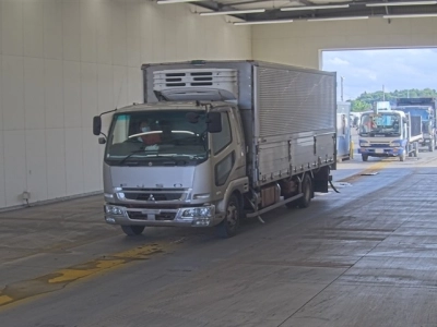 MITSUBISHI FUSO FIGHTER
