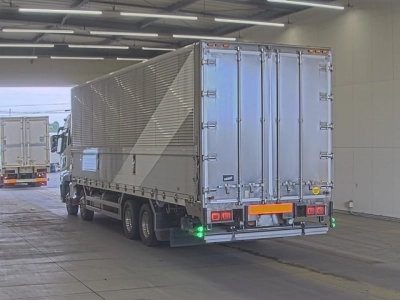 MITSUBISHI FUSO SUPER GREAT