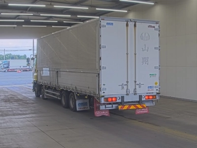 ISUZU GIGA