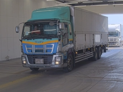 ISUZU GIGA