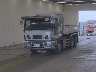 ISUZU GIGA
