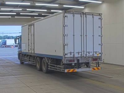 MITSUBISHI FUSO SUPER GREAT