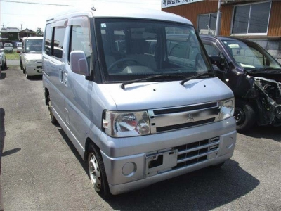 MITSUBISHI TOWN BOX