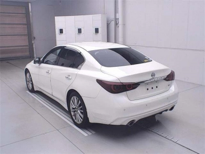 NISSAN SKYLINE
