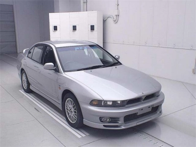 MITSUBISHI GALANT