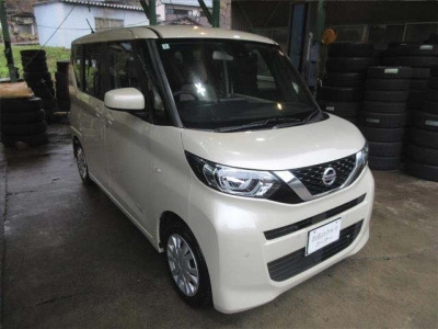 NISSAN ROOX