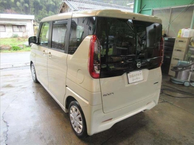 NISSAN ROOX