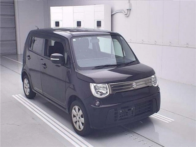 SUZUKI MRWAGON