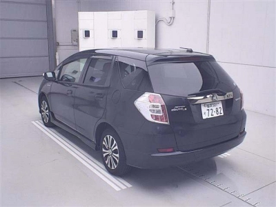 HONDA FIT SHUTTLE