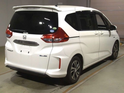 HONDA FREED + HYBRID