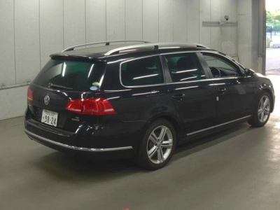 VOLKSWAGEN PASSAT VARIANT