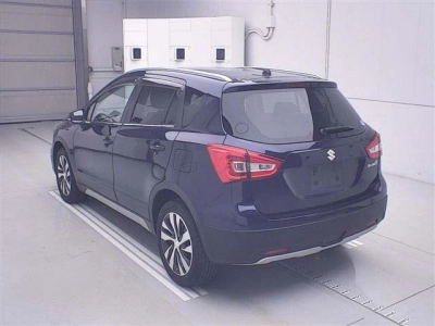 SUZUKI SX4