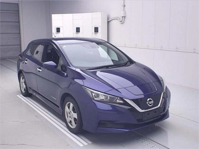 NISSAN LEAF