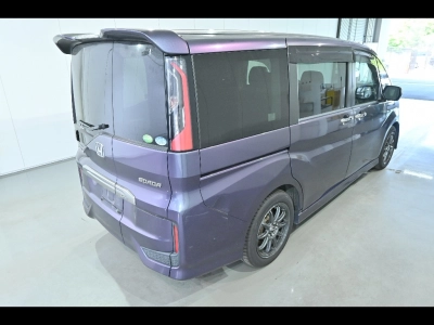 HONDA STEPWGN SPADA