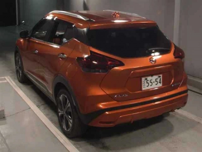 NISSAN KICKS