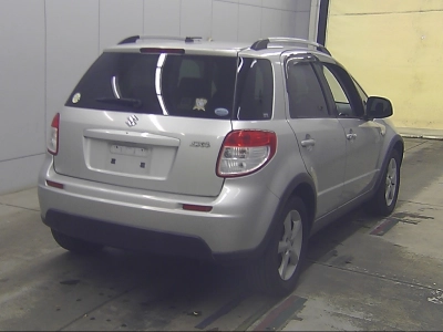 SUZUKI SX4