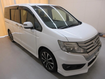 HONDA STEPWGN SPADA