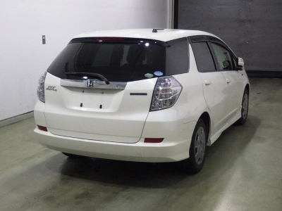 HONDA FIT SHUTTLE