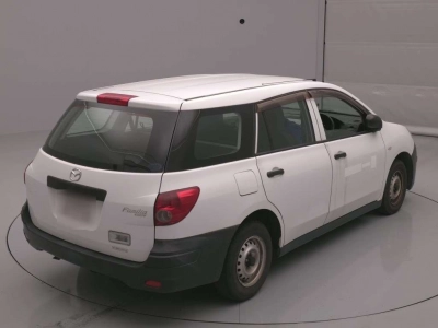 MAZDA FAMILIA VAN
