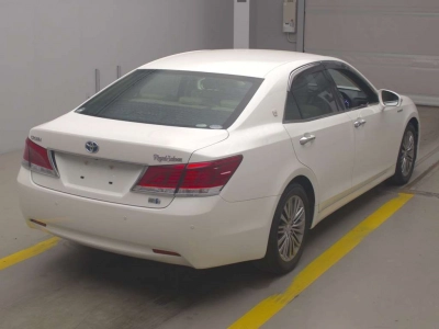 TOYOTA CROWN HYBRID