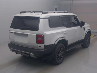 TOYOTA LAND CRUISER 250