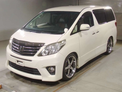 TOYOTA ALPHARD