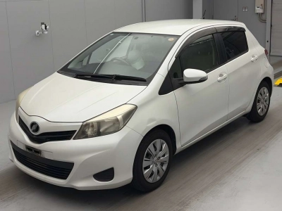 TOYOTA VITZ