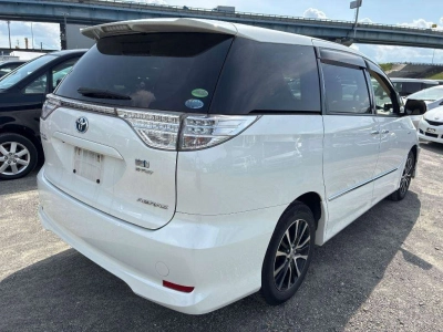 TOYOTA ESTIMA HYBRID