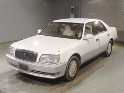 TOYOTA CROWN MAJESTA