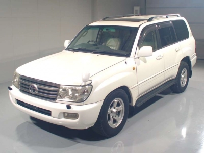 TOYOTA LAND CRUISER 100