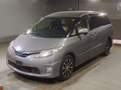 TOYOTA ESTIMA HYBRID
