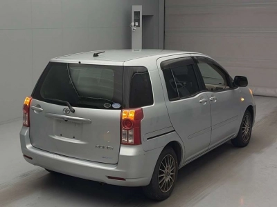 TOYOTA RAUM