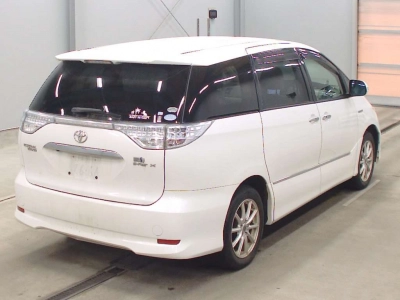TOYOTA ESTIMA HYBRID