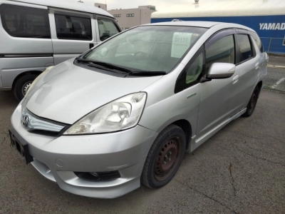 HONDA FIT SHUTTLE