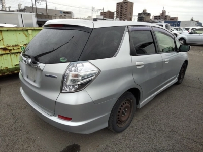 HONDA FIT SHUTTLE