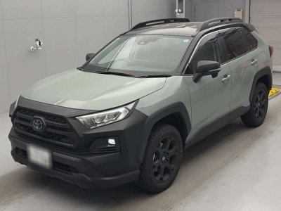 TOYOTA RAV4