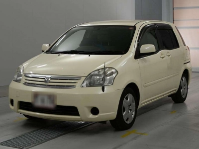 TOYOTA RAUM