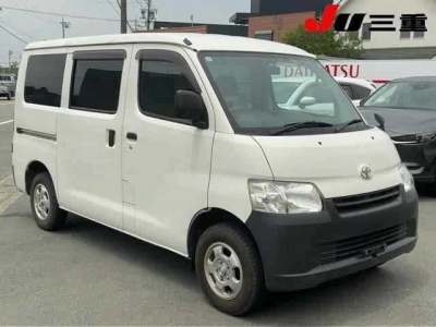 TOYOTA TOWN ACE VAN