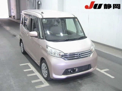 NISSAN DAYZ ROOX