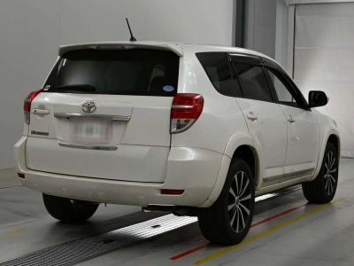 TOYOTA VANGUARD